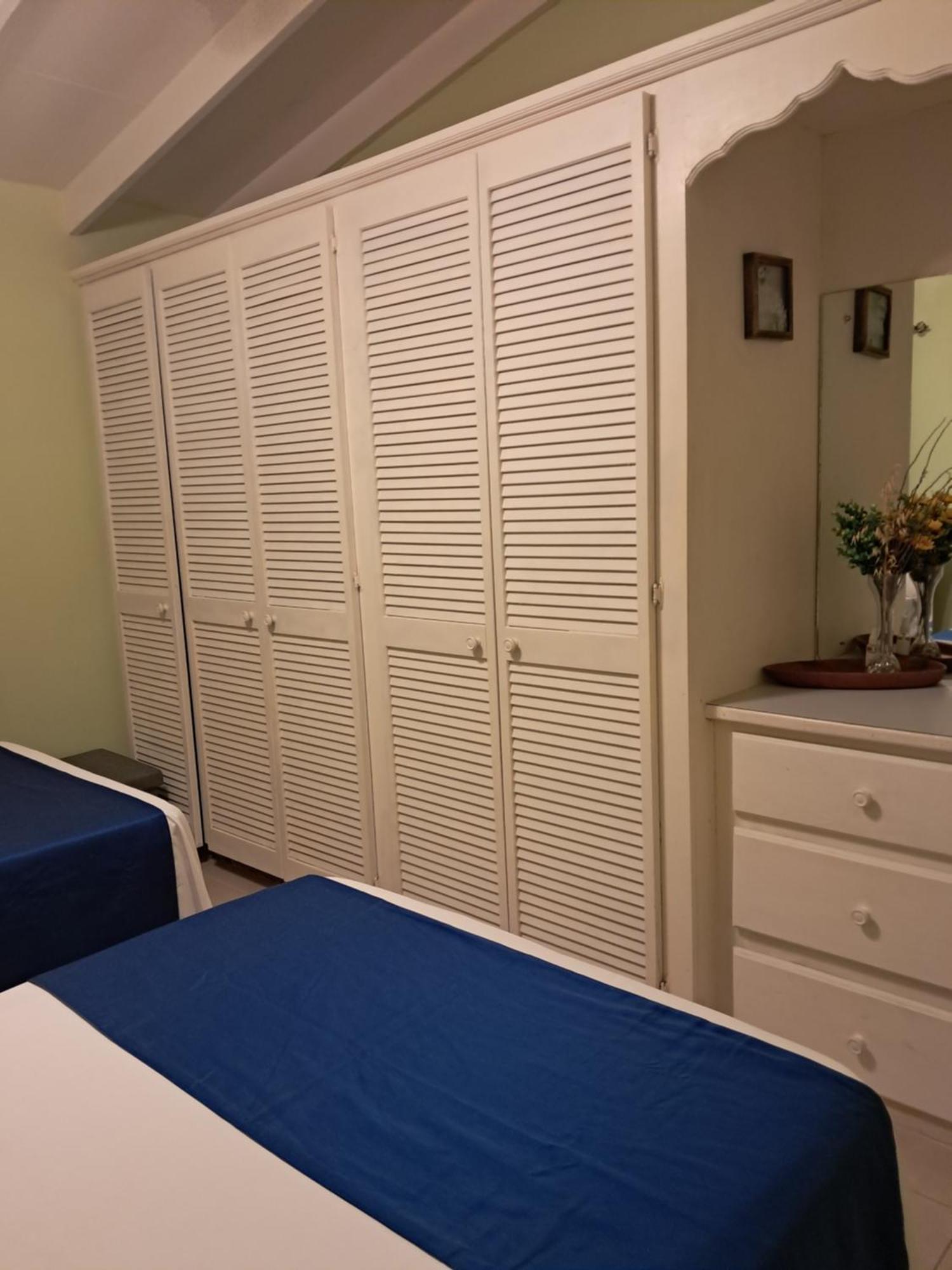 קרייסט צ'רץ' Michand Guest Apartments- Cozy One Or Two Bedroom- 5 Walk Minutes From Airport 10 Mins Drive To Oistins Or Beach מראה חיצוני תמונה