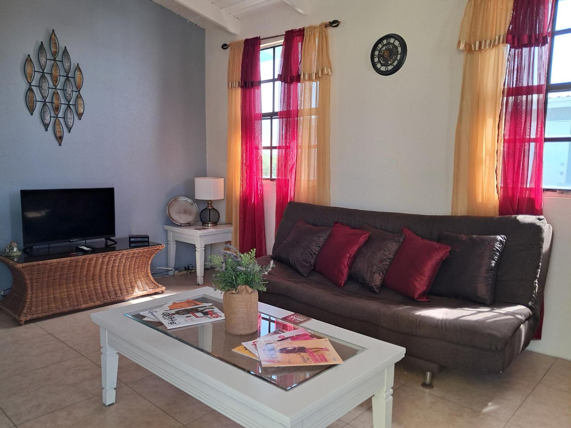קרייסט צ'רץ' Michand Guest Apartments- Cozy One Or Two Bedroom- 5 Walk Minutes From Airport 10 Mins Drive To Oistins Or Beach מראה חיצוני תמונה